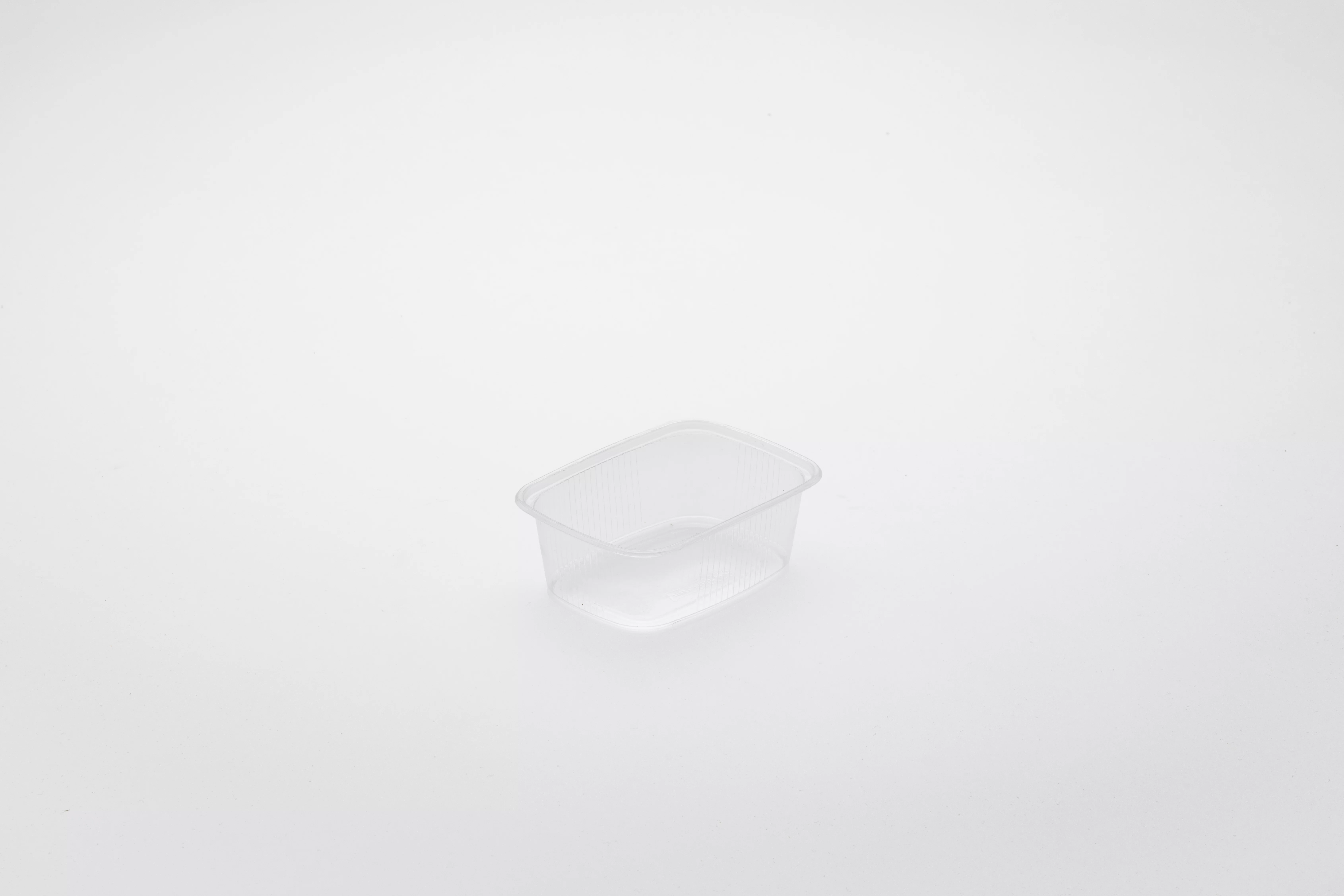 PLASTIEKPOTJES 200CC PP